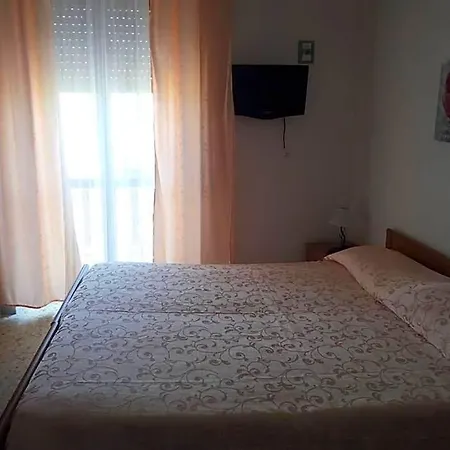 Hotel La Scogliera Rodi Garganico